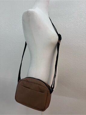Baggu Brown Crossbody Bag Nylon Mini Shoulder Bag Adjustable Strap Casual